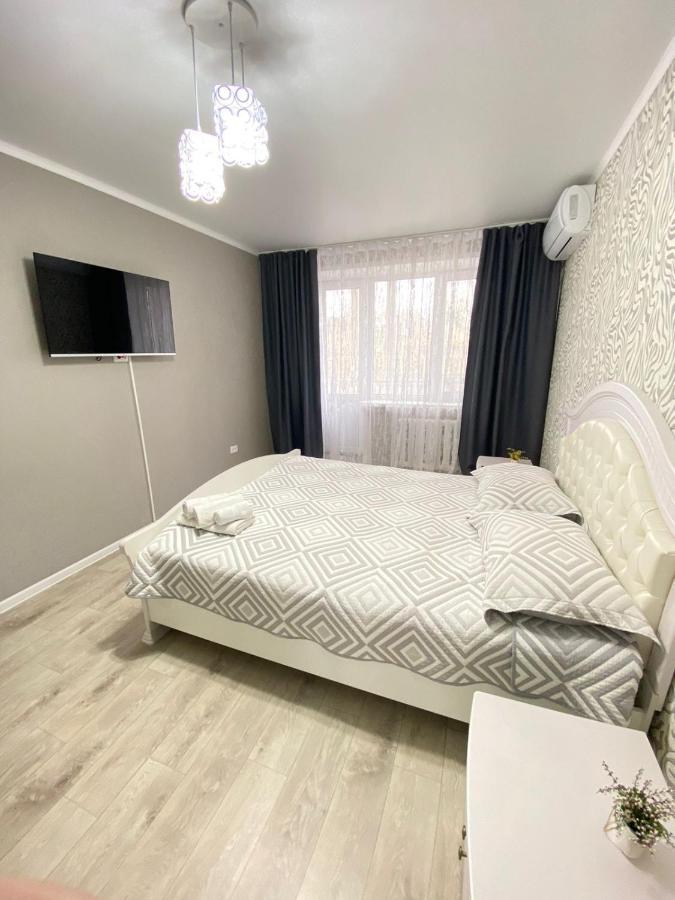 Вип 1Комн Айтиева 70 Uralsk Luaran gambar
